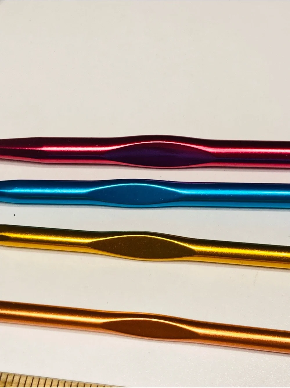 Set of 4‎ Metal Crochet Hooks - Orange 5.5mm, Gold 6.0mm, Blue 7.0mm, Pink 8.0mm